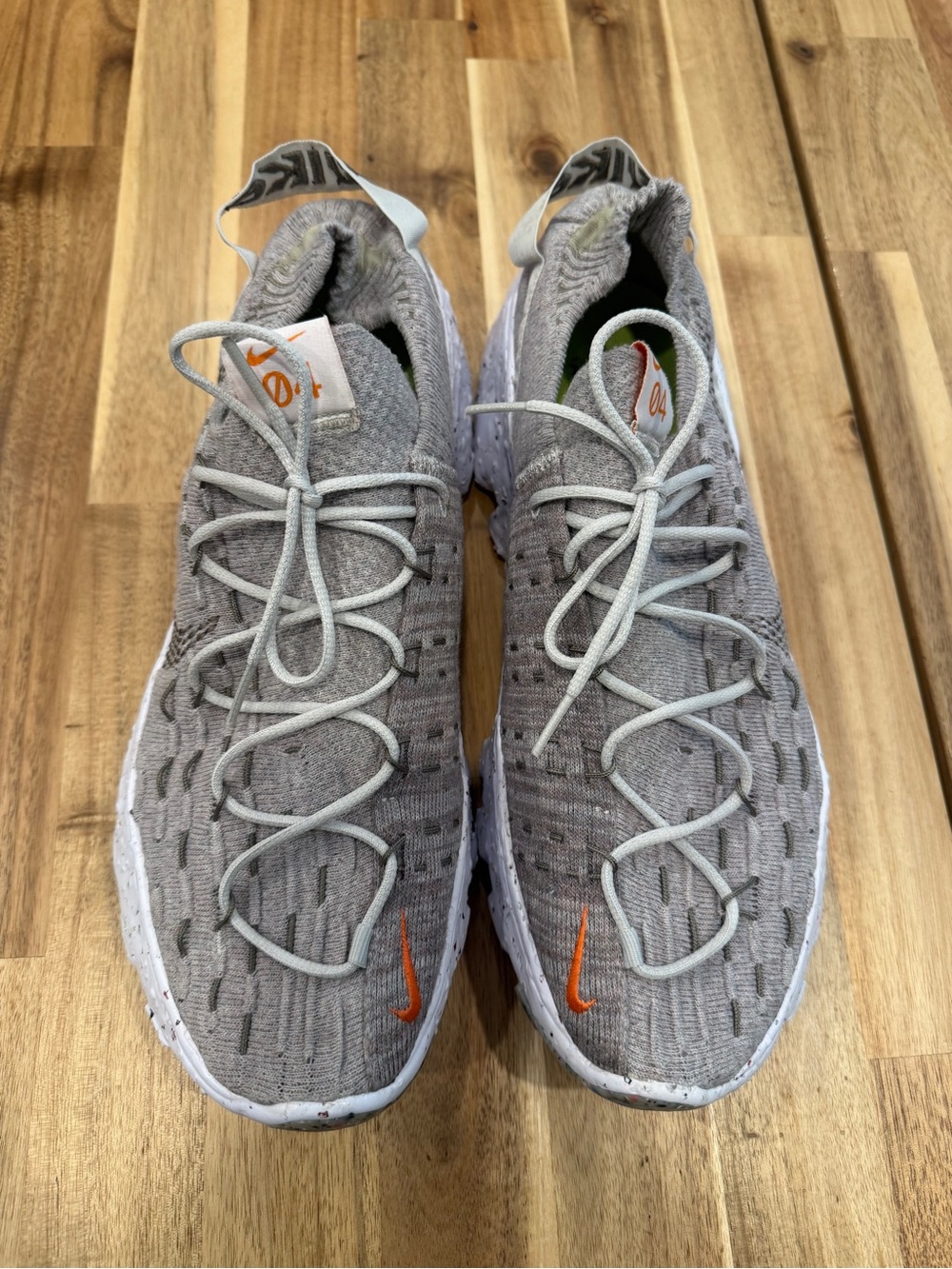 Nike Men’s Space Hippie 04 Light Gray Flyknit Sneakers with Orange Swoosh - Picture 3 of 7